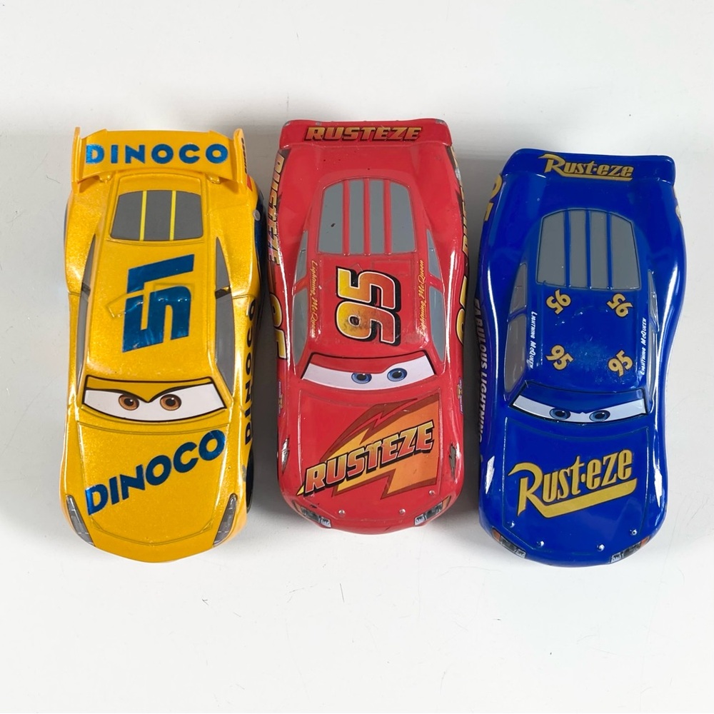 Disney Pixar Cars Movie Diecast Cars - McQueen Fabulous Lightning McQueen Cruz
